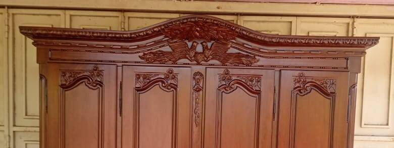 Norman wedding wardrobe in solid wood 4 doors