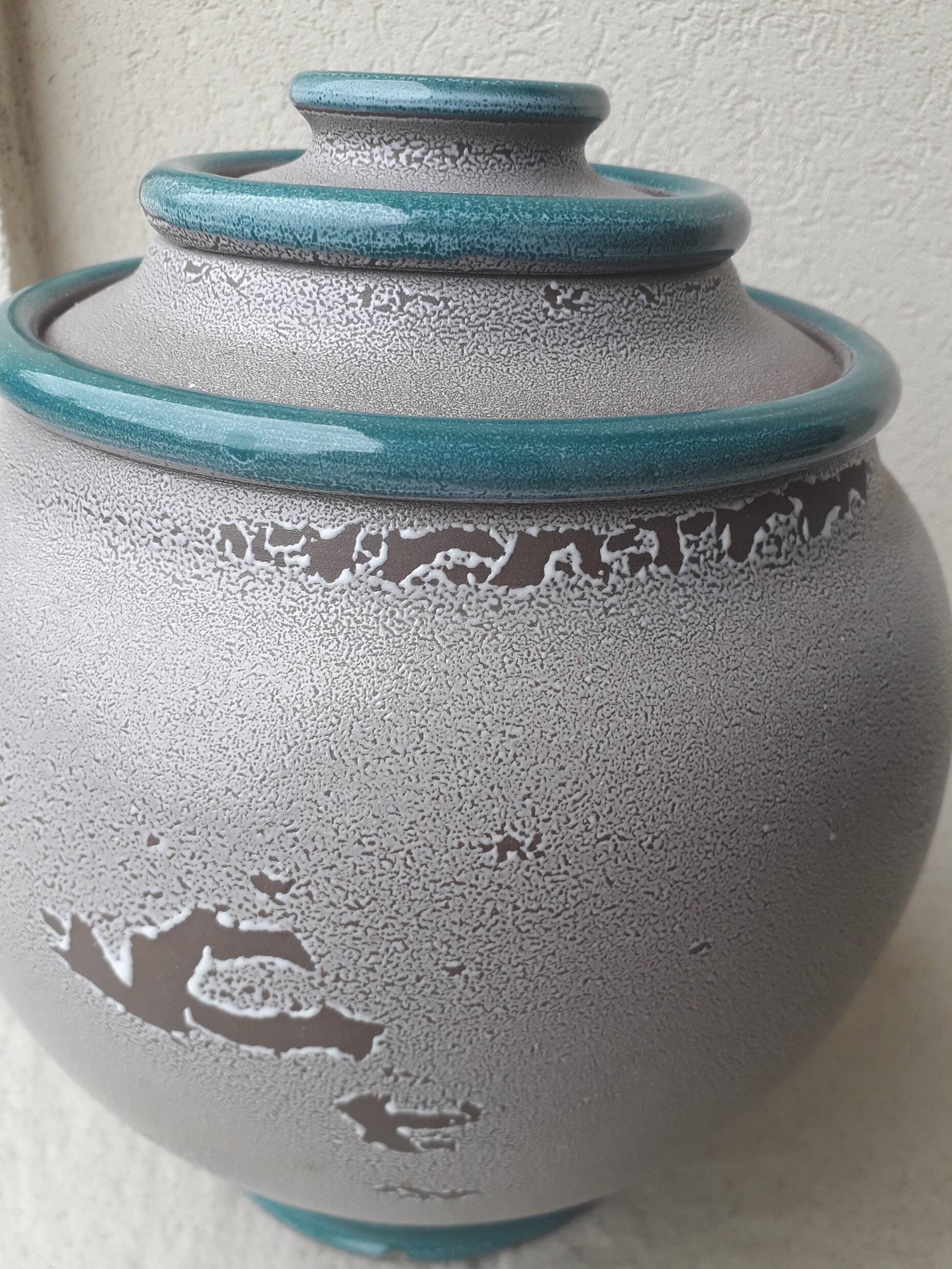 Ceramic ball vase