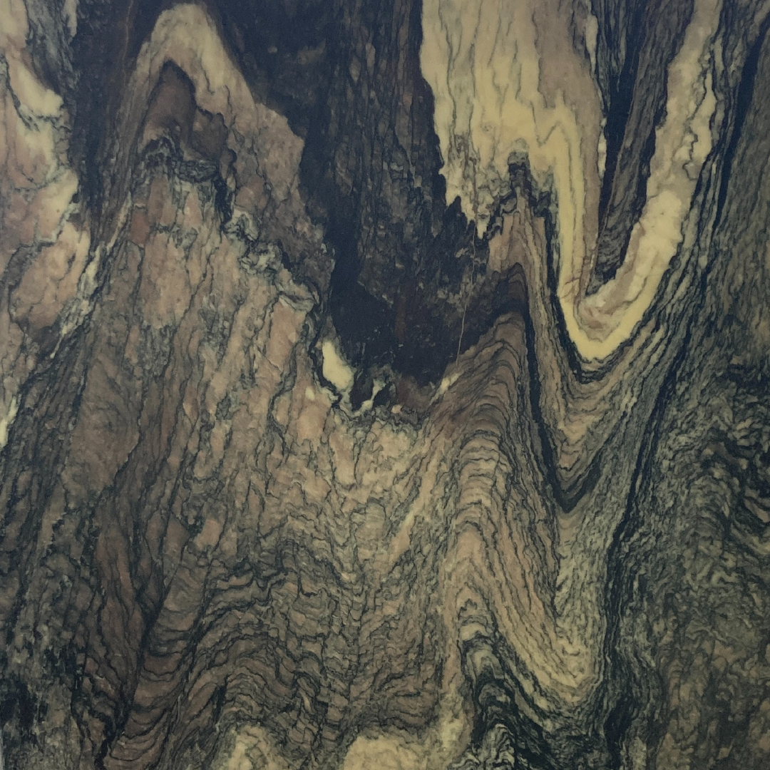 Cipollino marble kidney oval side table, Italy