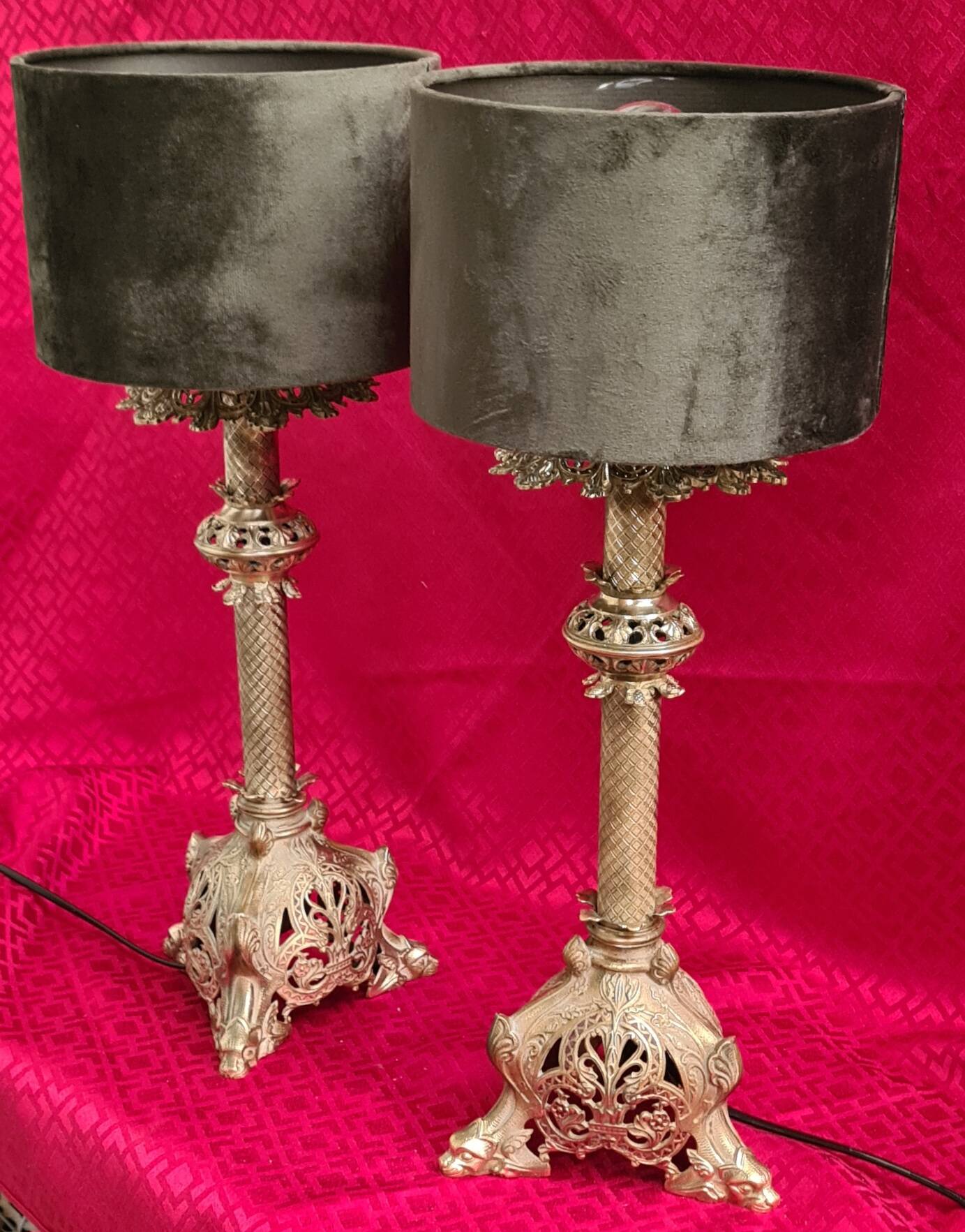 Pair of 18th century chiseled bronze lamps