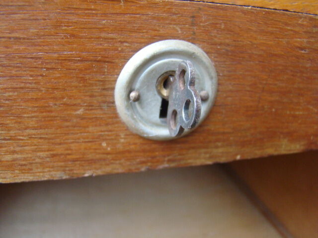 Old oak curtain binder