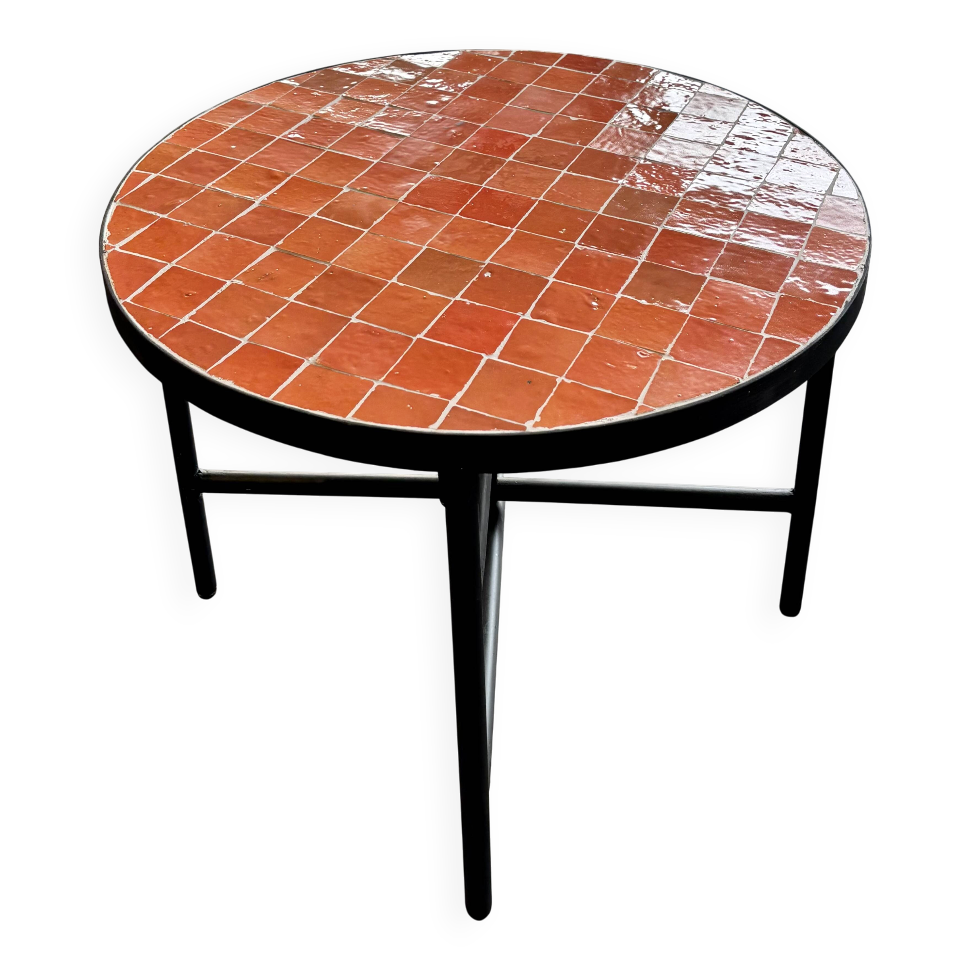 Table basse en zellige orange fabriquer au maroc