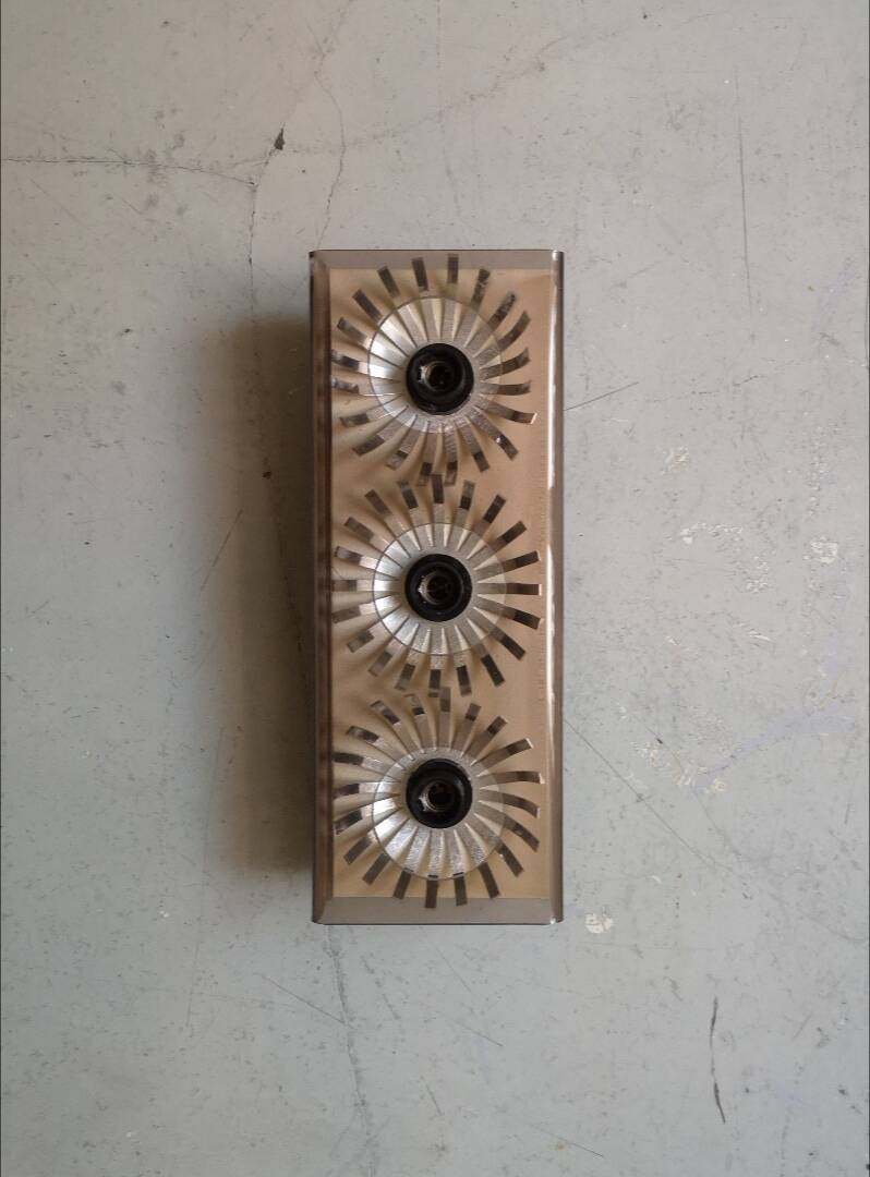 Chromed metal and plexiglass 3-lamp wall light, 1970 design