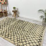 Handmade moroccan berber carpet 255 x 155 cm