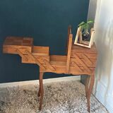 Travailleuse à couture