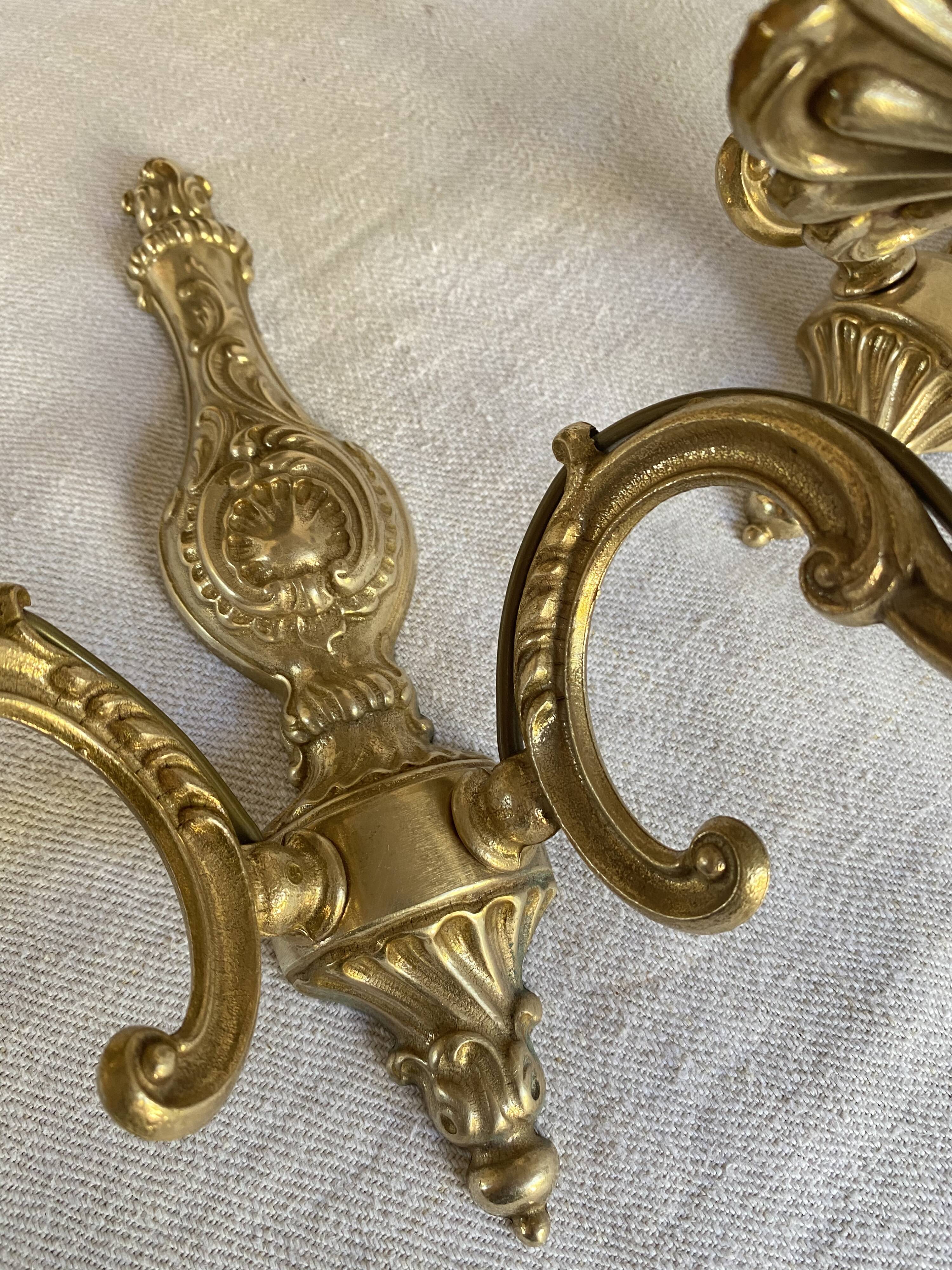Paire d’appliques en bronze