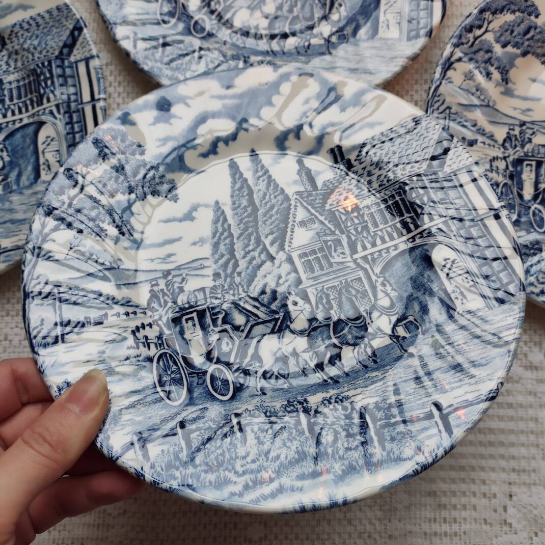 Set of 6 porcelain dessert plates