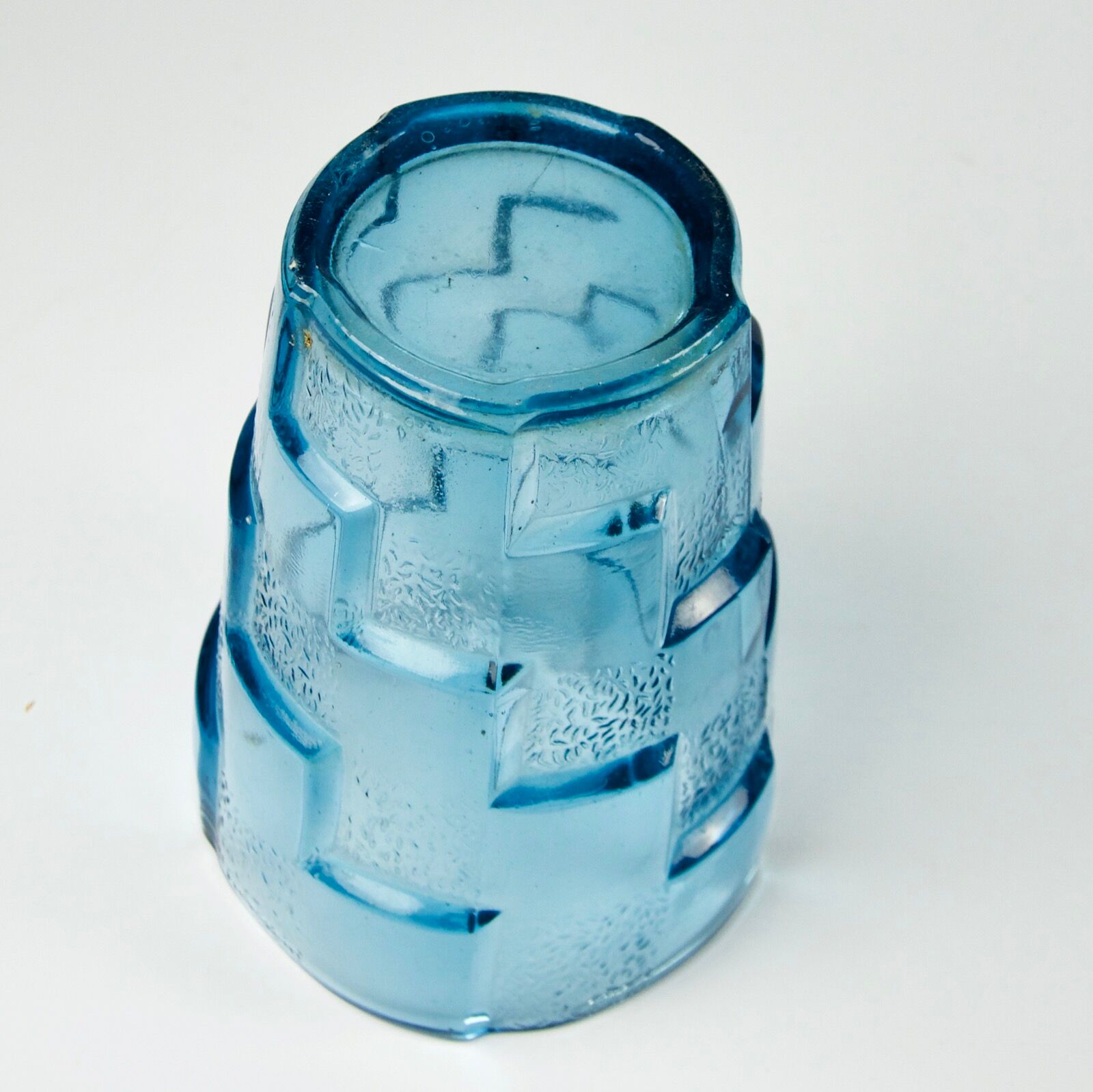 Vase Art Deco modernist style Daum of Avesn 1930