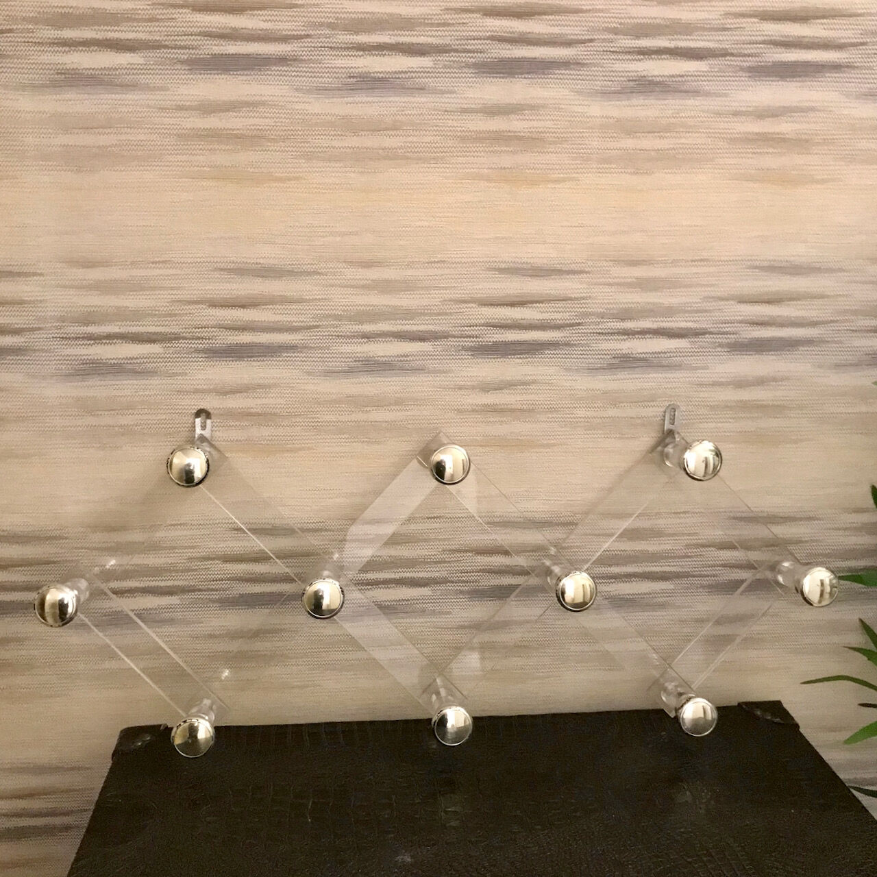 Porte manteau plexi