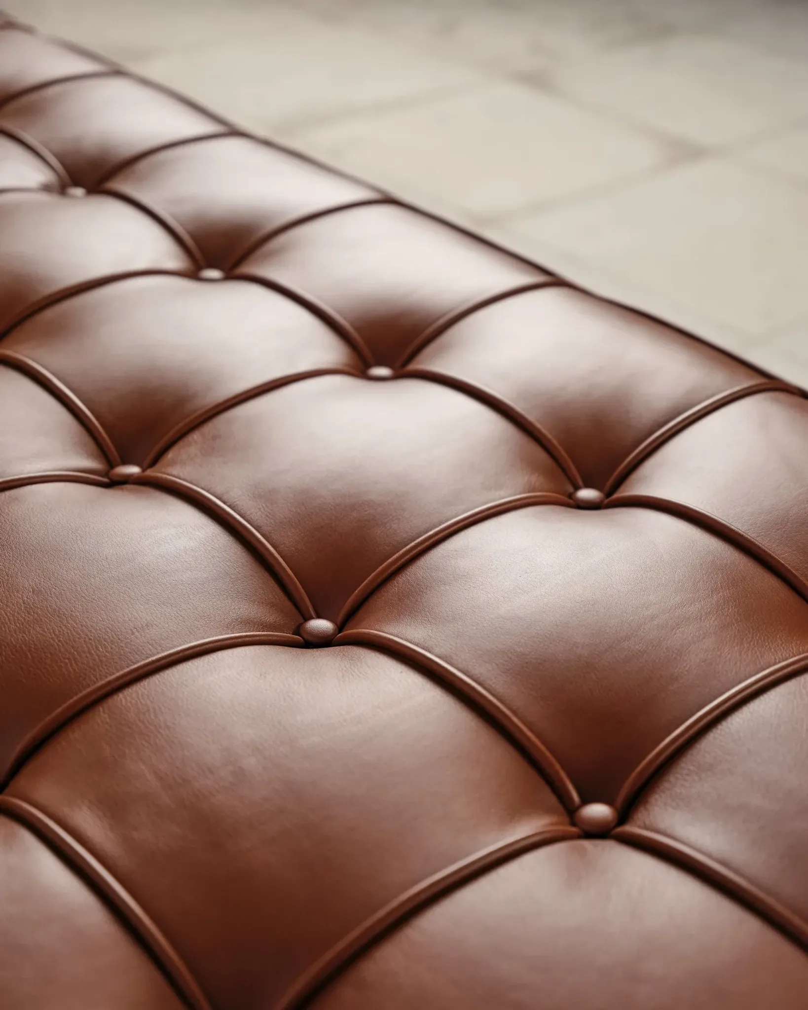 Meridian Barcelona in leather by Mies van der Rohe, Knoll International