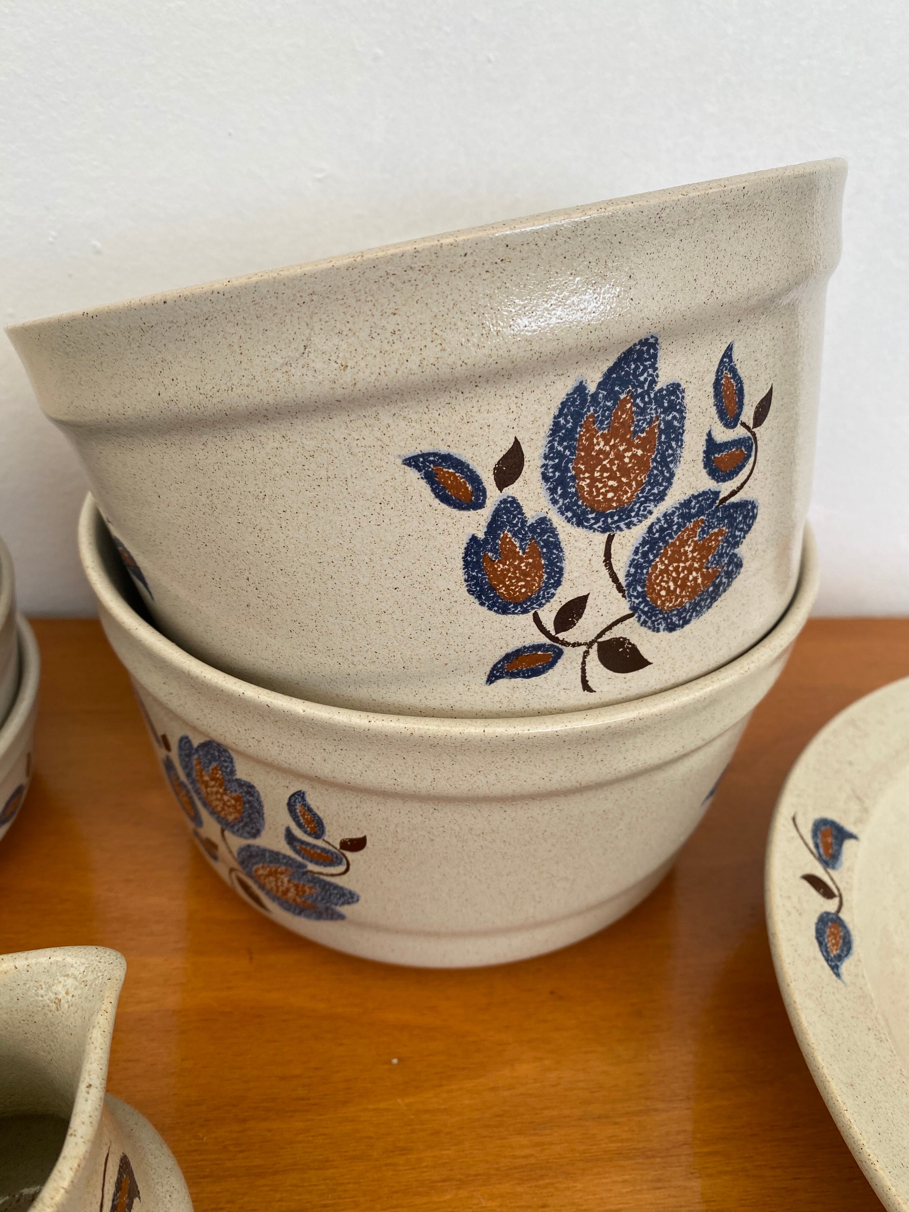 Set of tableware