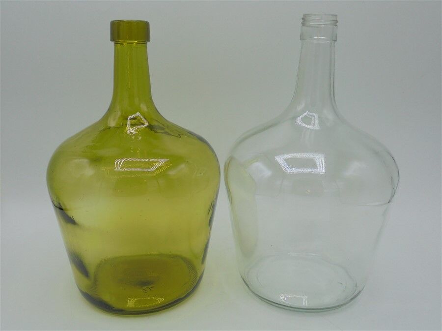 Pair of demijohns