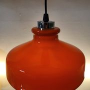 Suspension vintage en verre opalin orange avec finition chromée, années 60