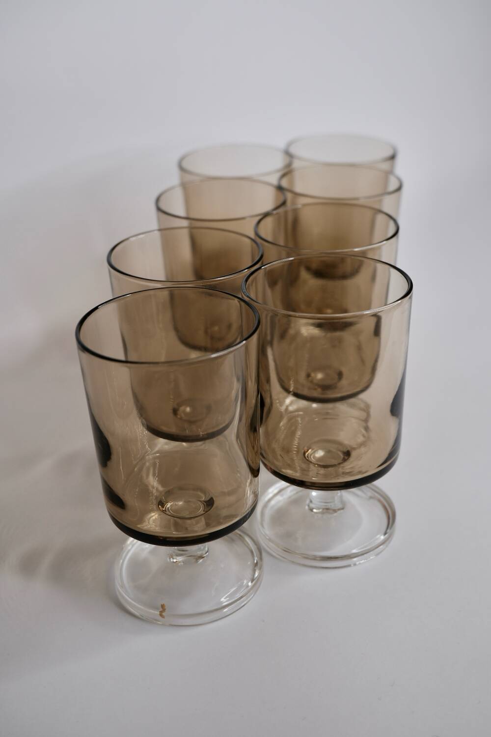 Set of 8 vintage Luminarc smoked stemmed glasses – 70s