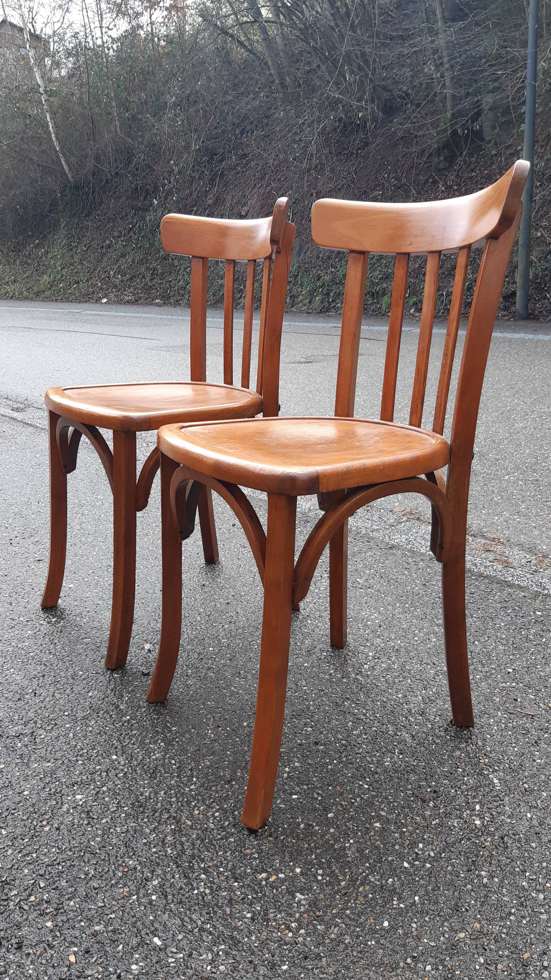 Paire de chaises bistrot années 60