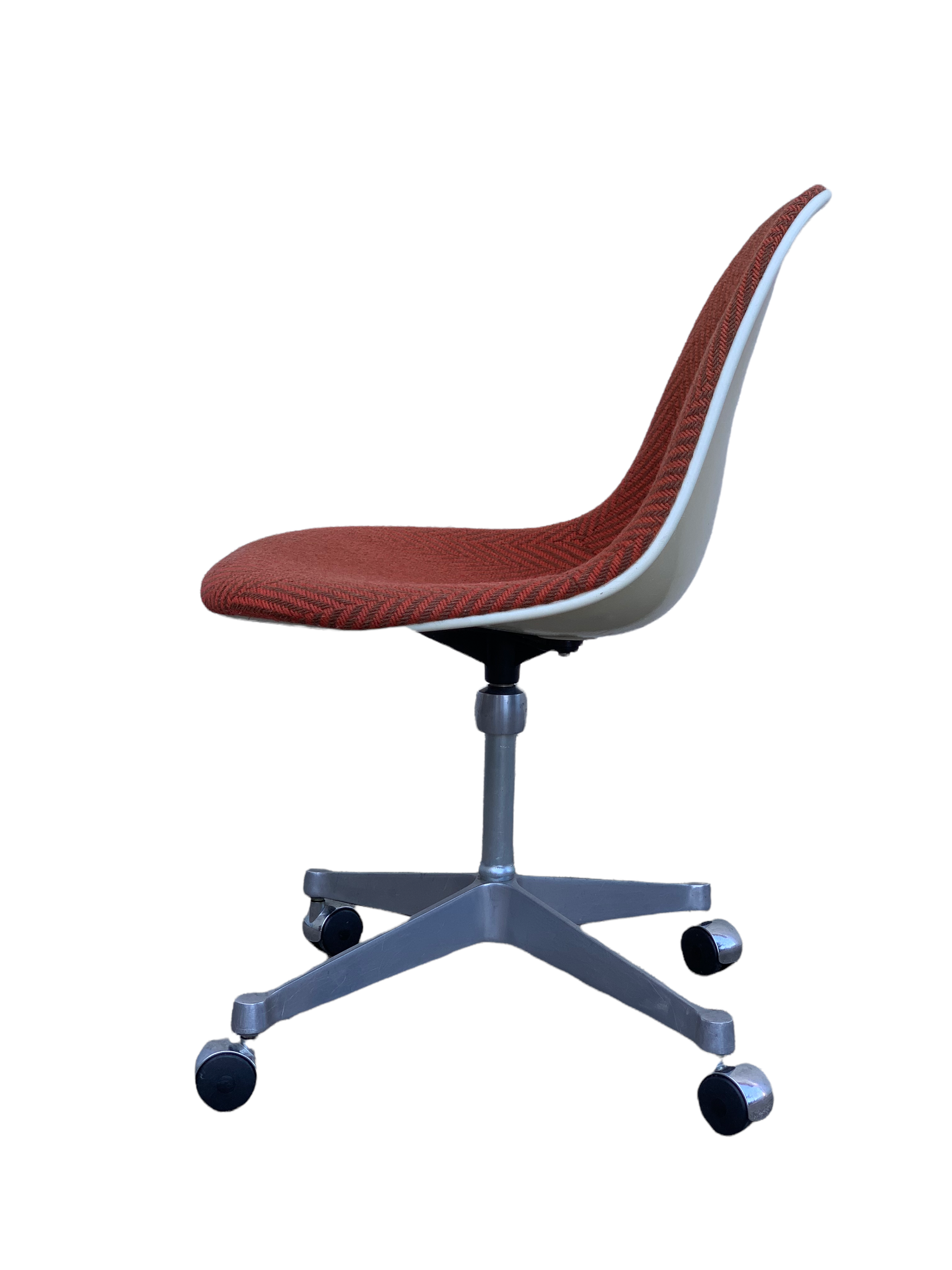 Charles and Ray Eames' office chair for Herman Miller 1960