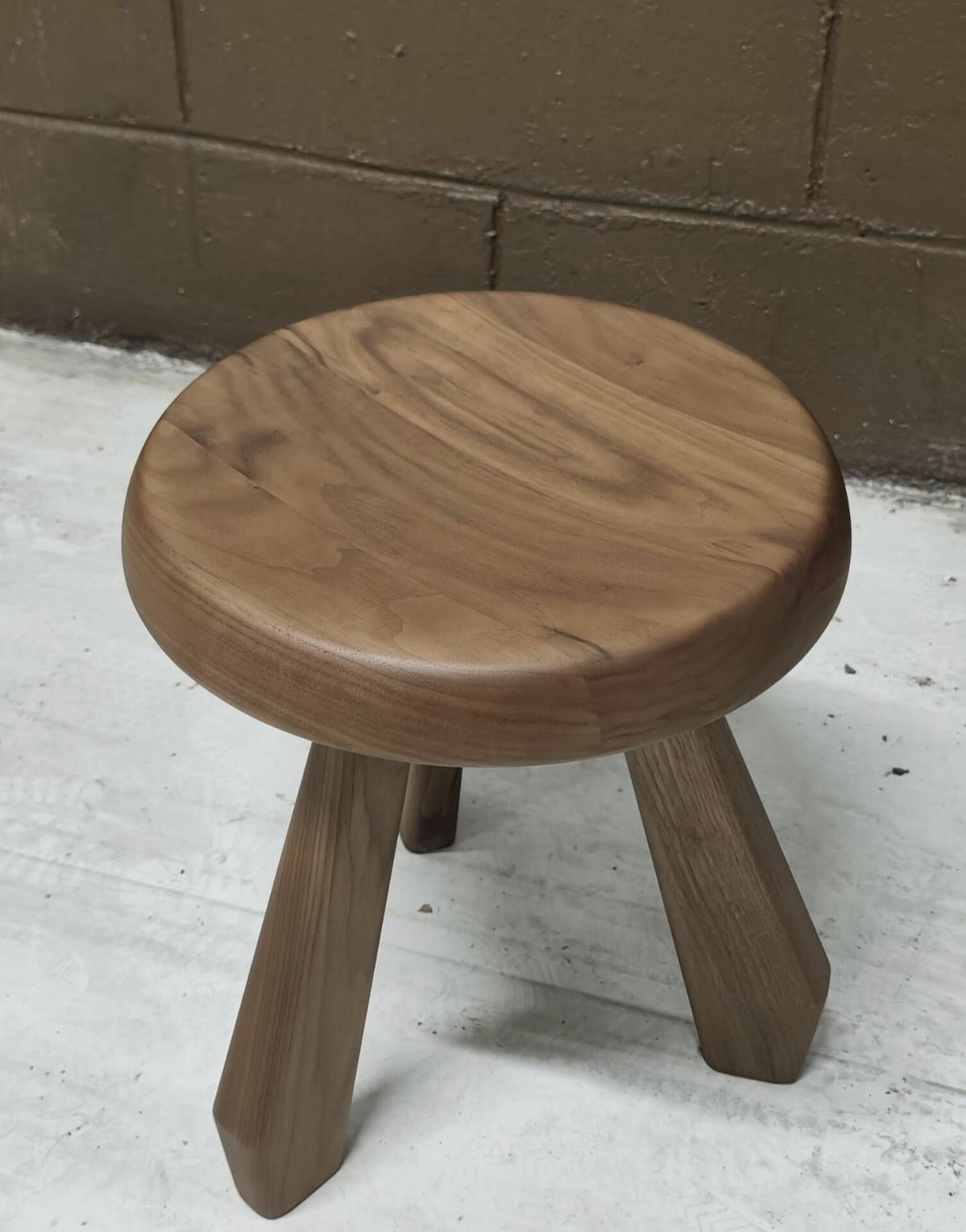 Tabouret Méribel Charlotte perriand
