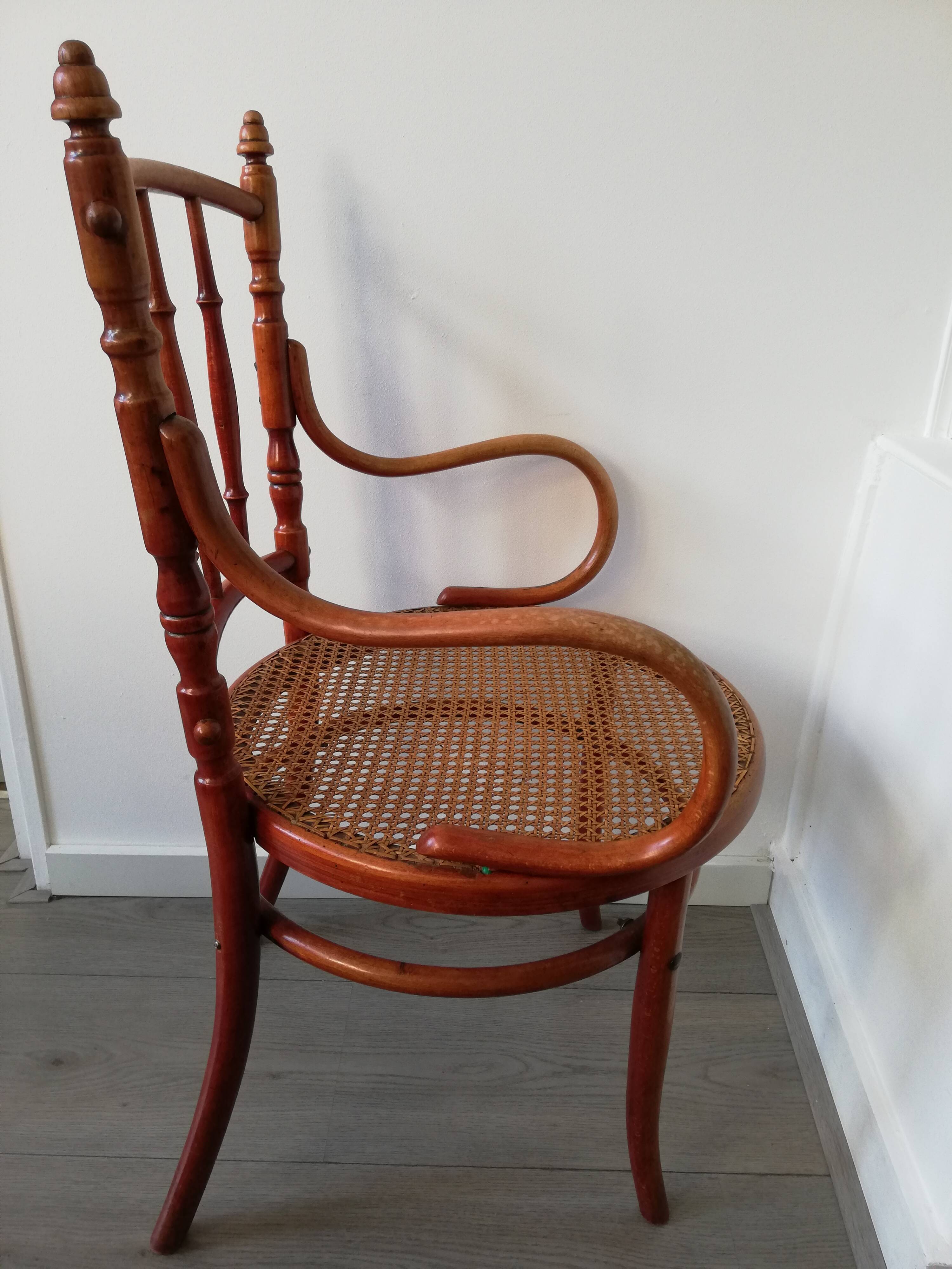 Fischel chair