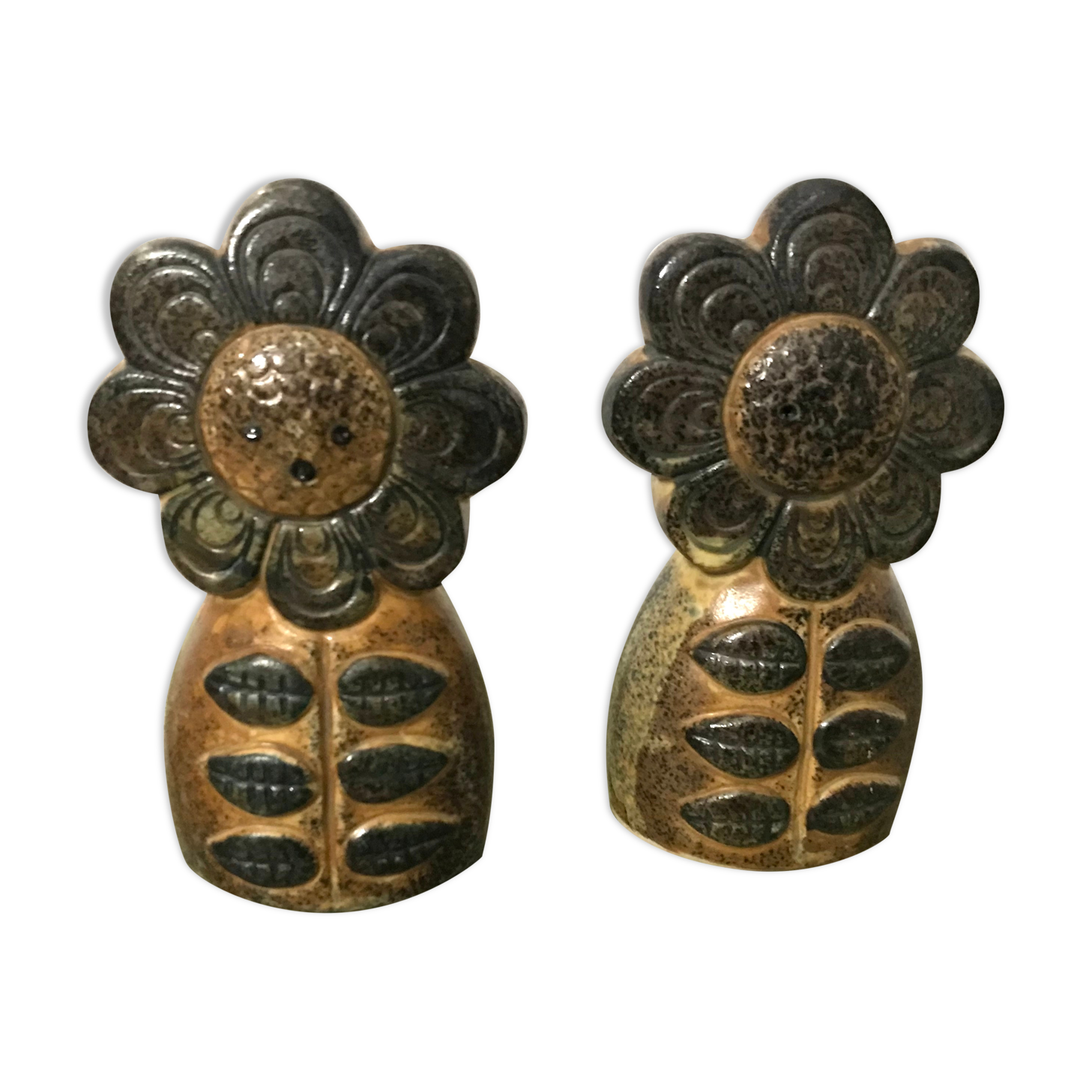 Vintage ceramic salt and pepper HH Japan
