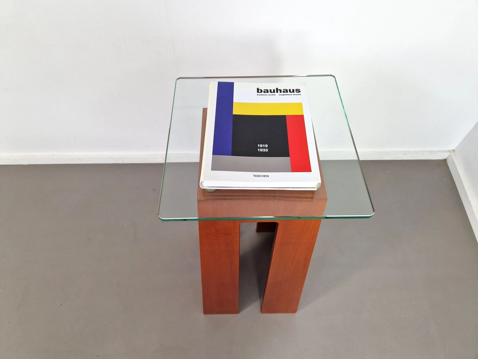 Postmodern pedestal, 1980s