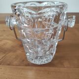 Ice bucket