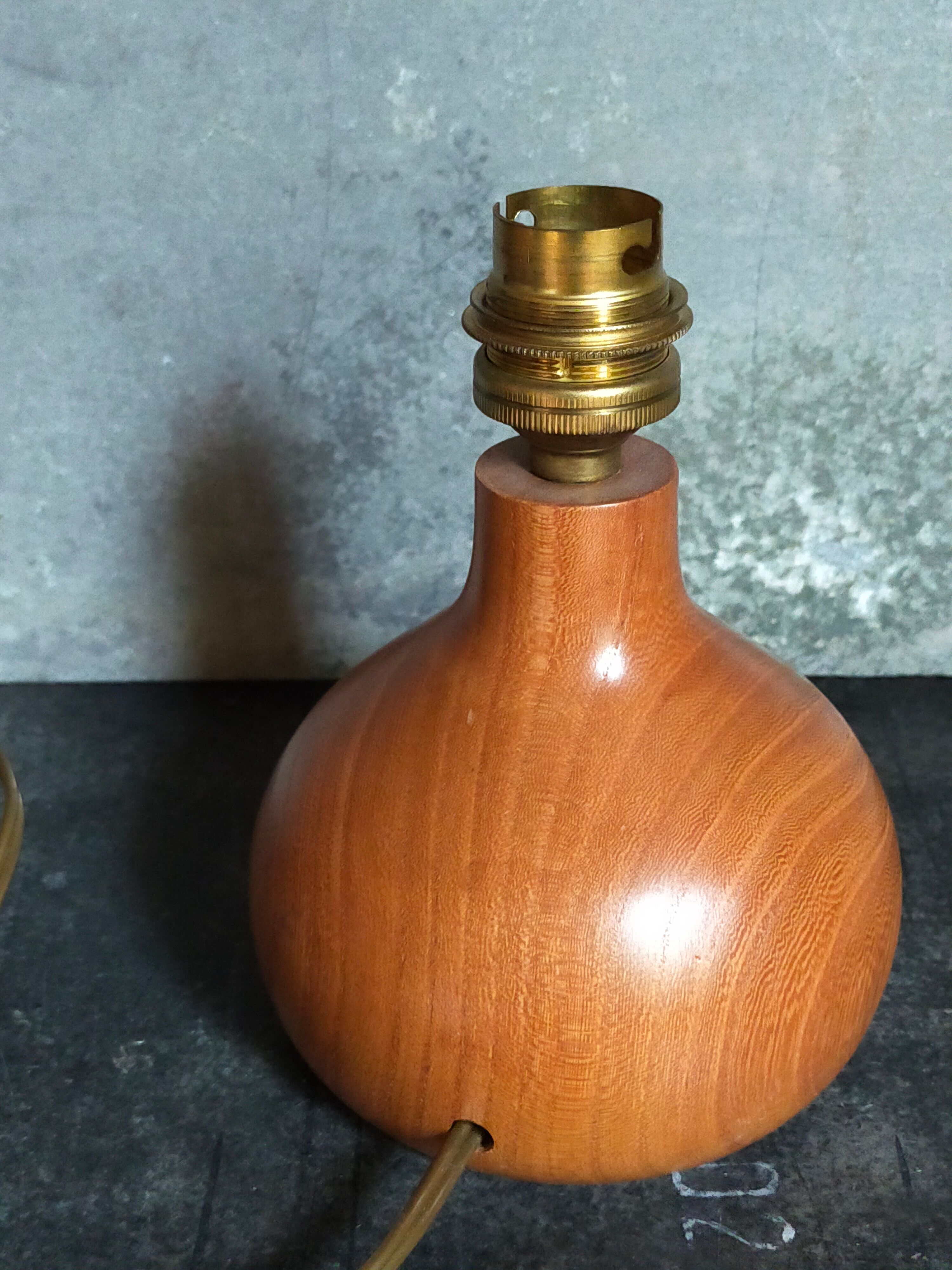 Lampe de chevet en bois vintage