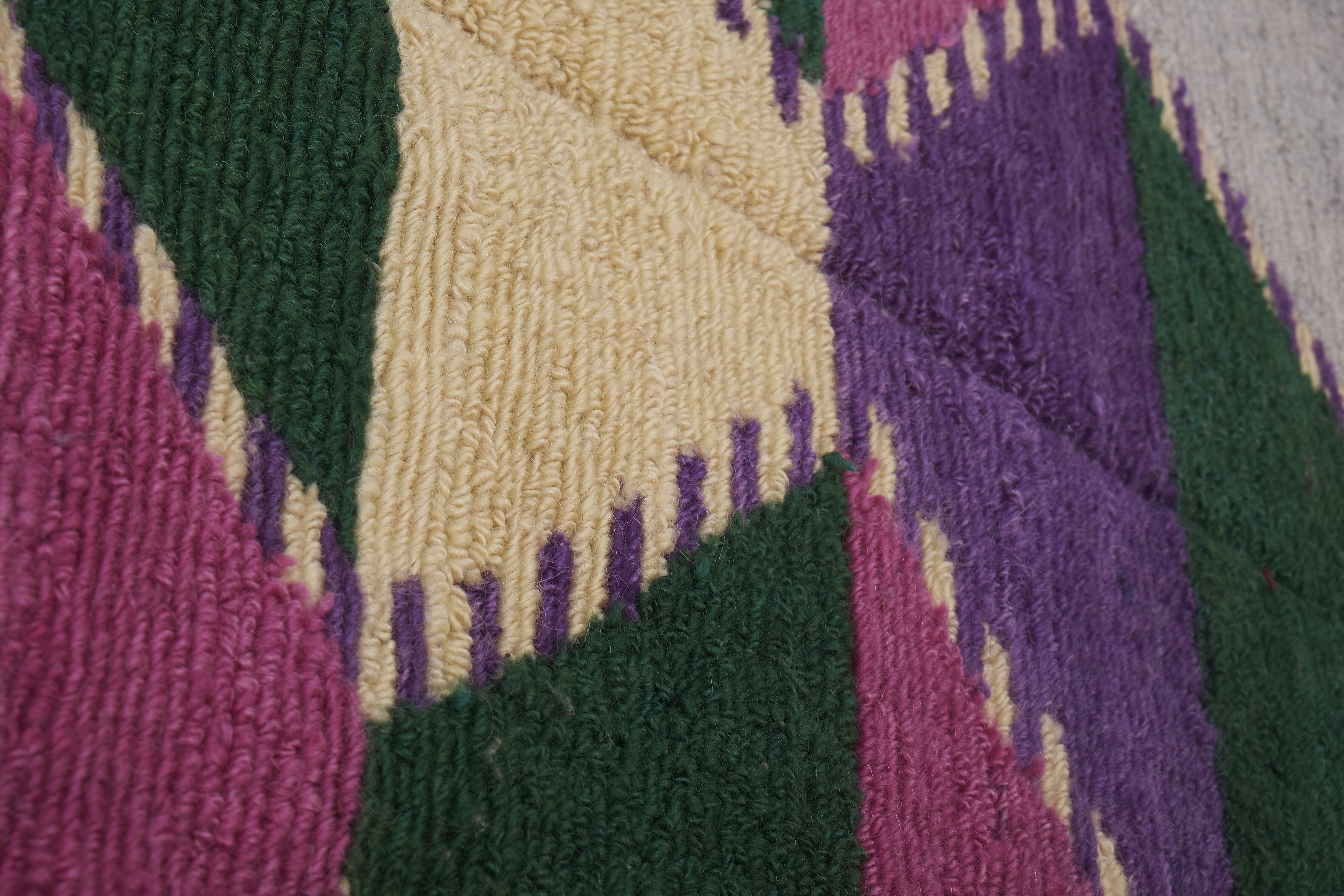 Vintage Turkish rug from Oushak, hand-woven 105x148 cm