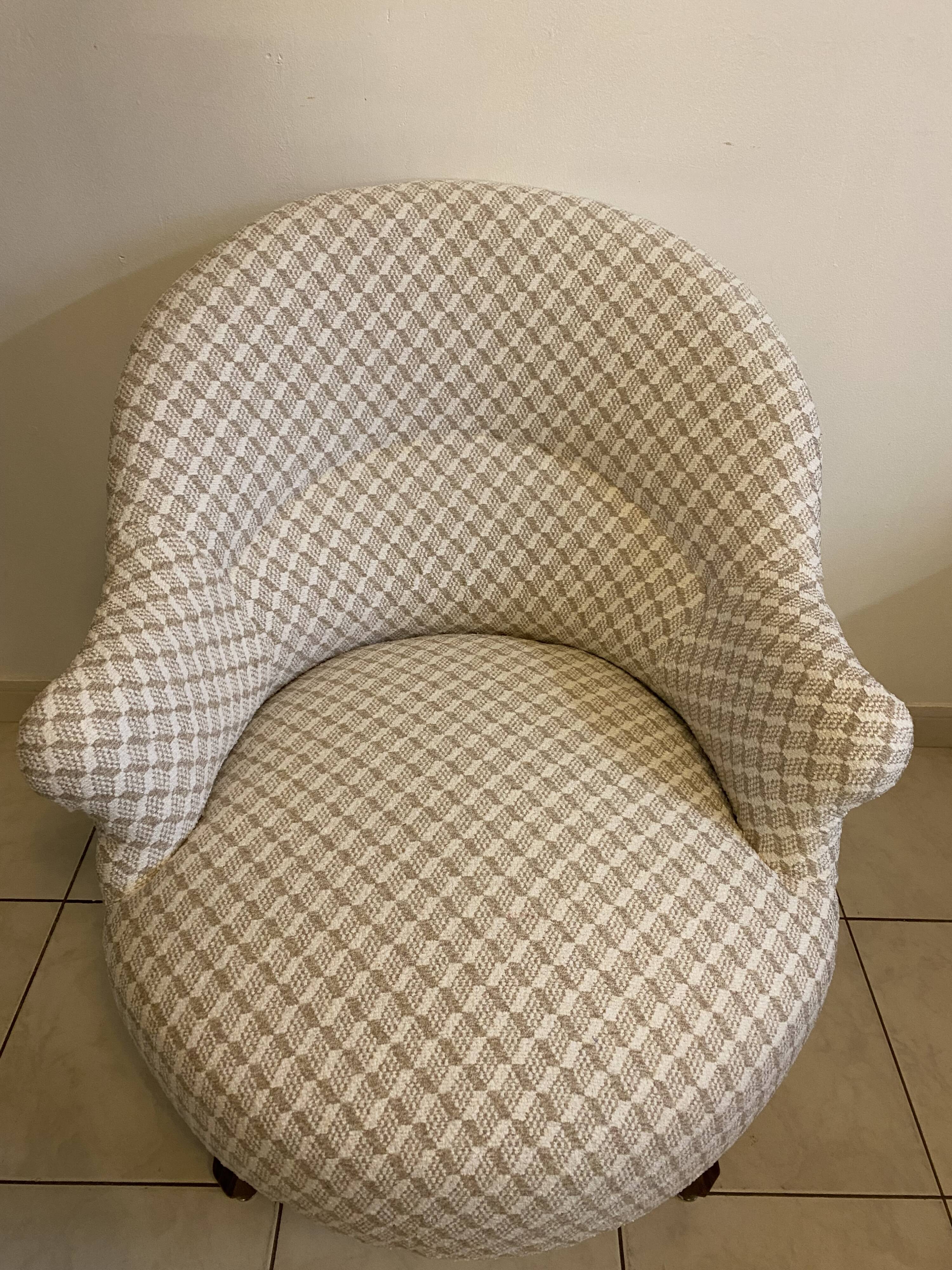 Frog chair