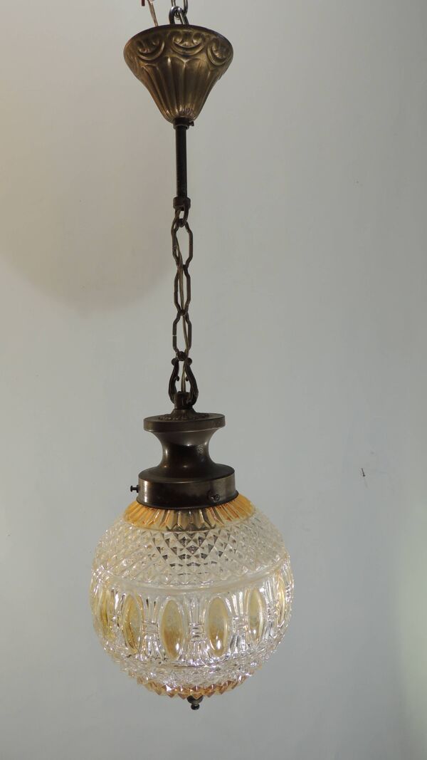 Suspension vintage en verre moulé et laiton, lampe suspendue boule en verre