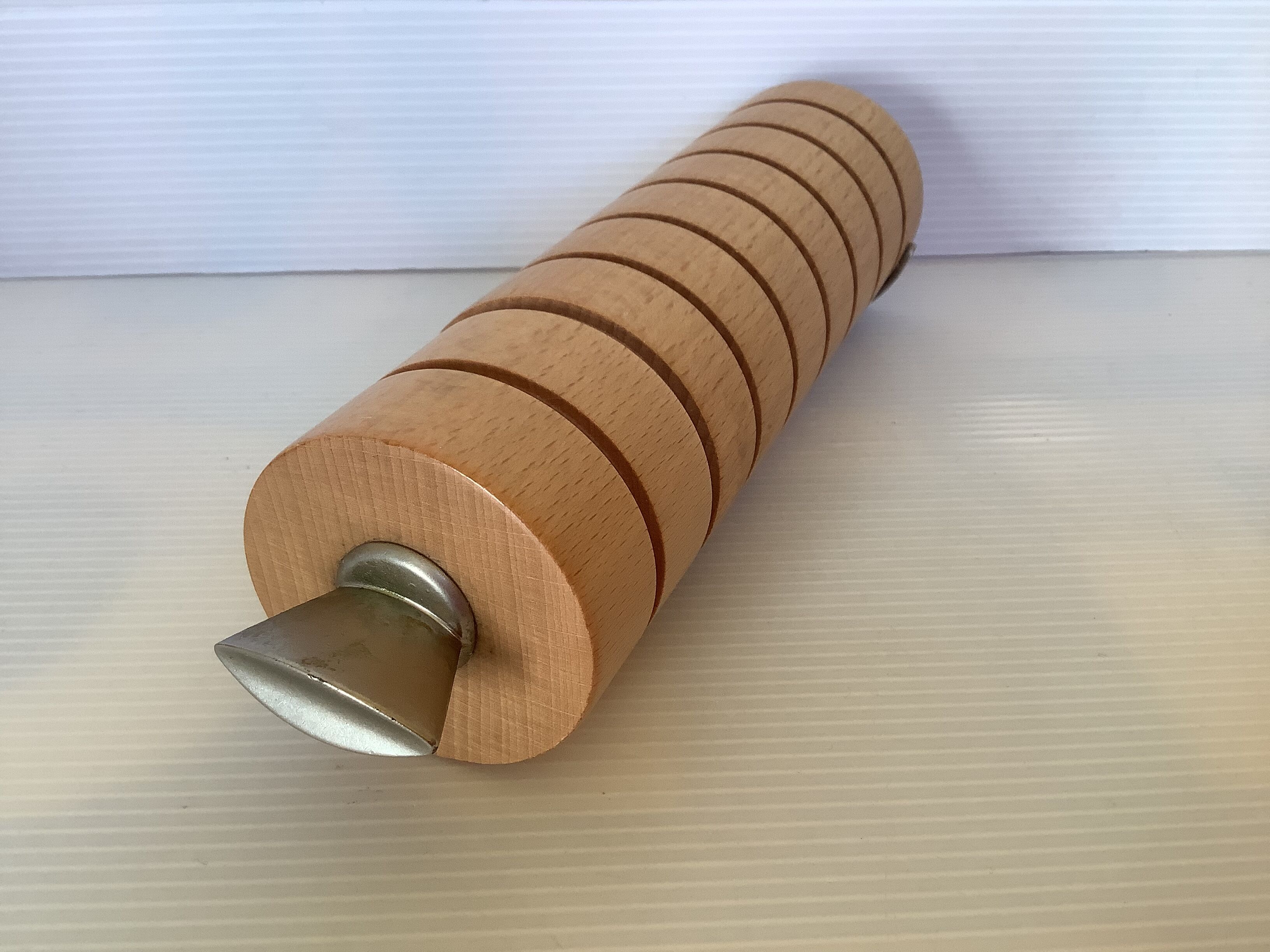 Scandinavian style legnoart wooden pepper mill