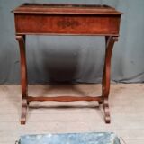 Mahogany planter