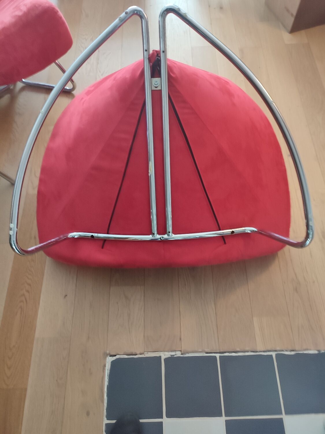 Paul Falkenberg chili armchair