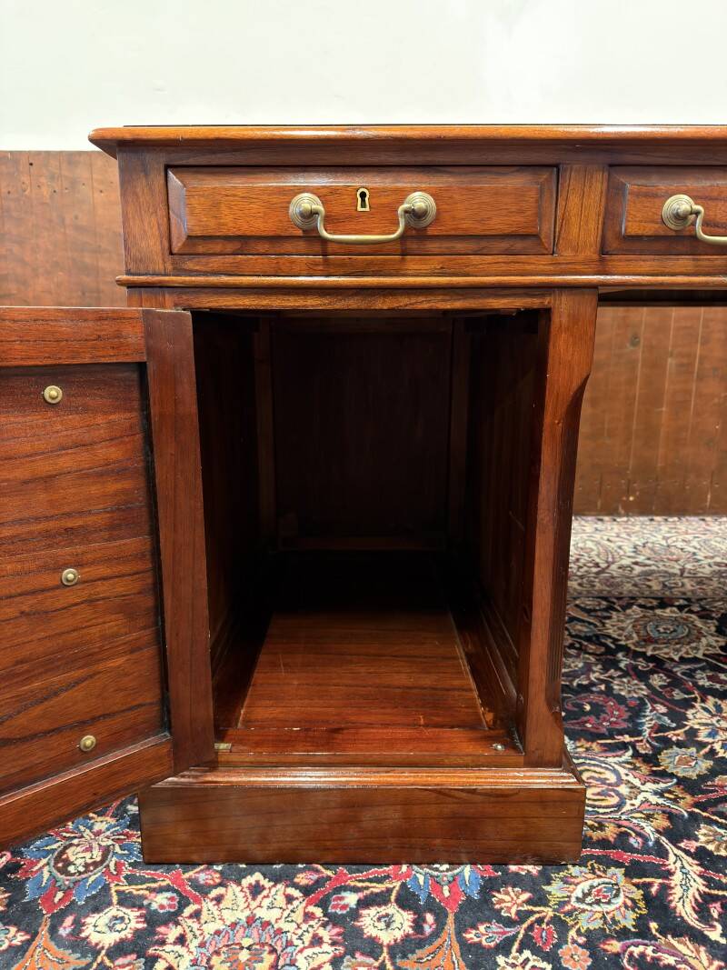 Classic English Globe Wernicke Desk