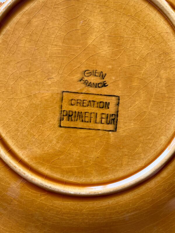 4 assiettes en barbotine feuilles de vigne Gien création Primefleur vintage