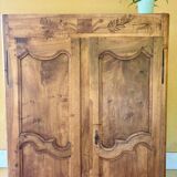 Armoire ancienne française en noyer massif – style Louis XV, fin XIXe siècle