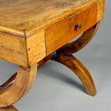 Vintage side table in solid wood with drawer