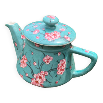 Earthenware teapot