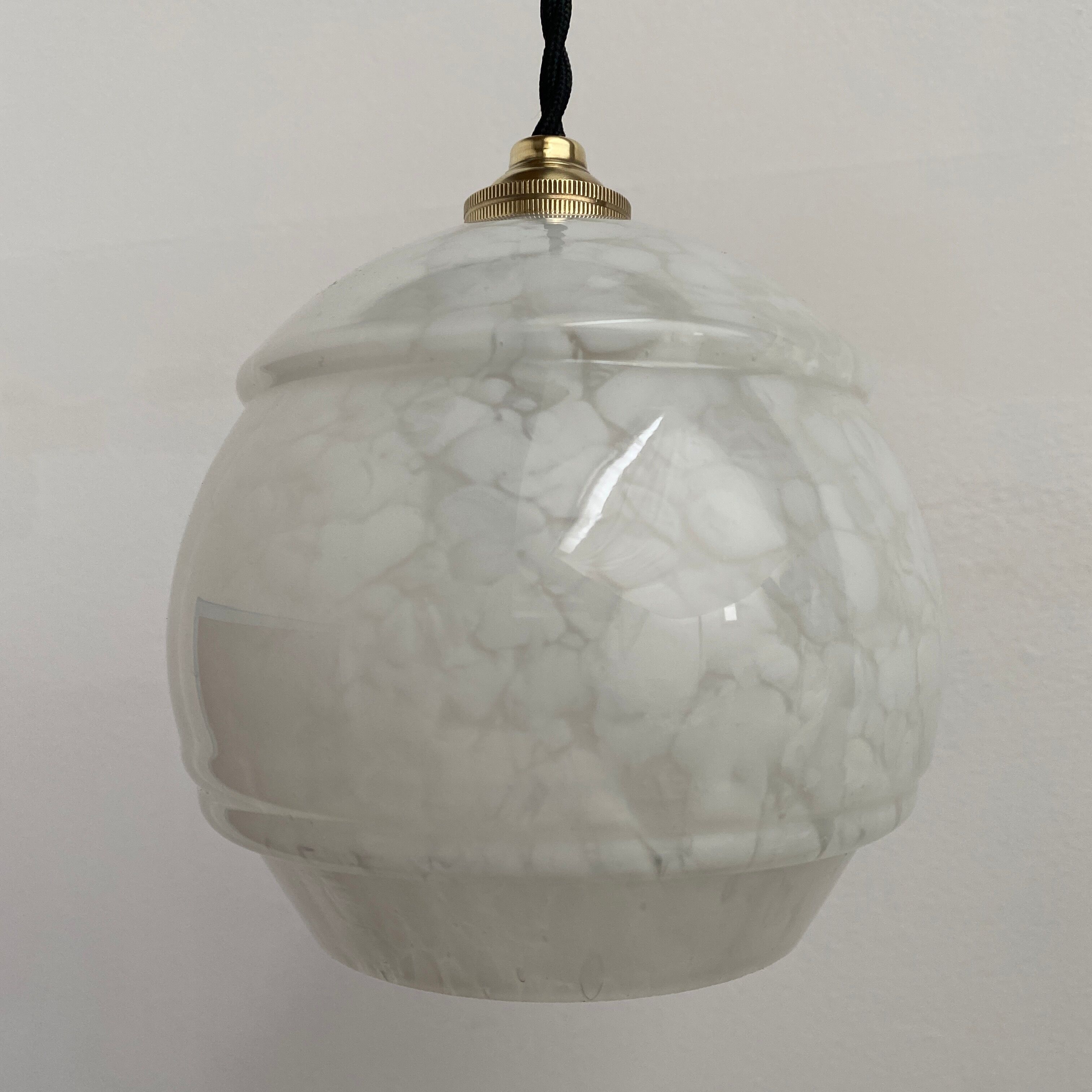 Lot 2 round clichy glass hanging lamps
