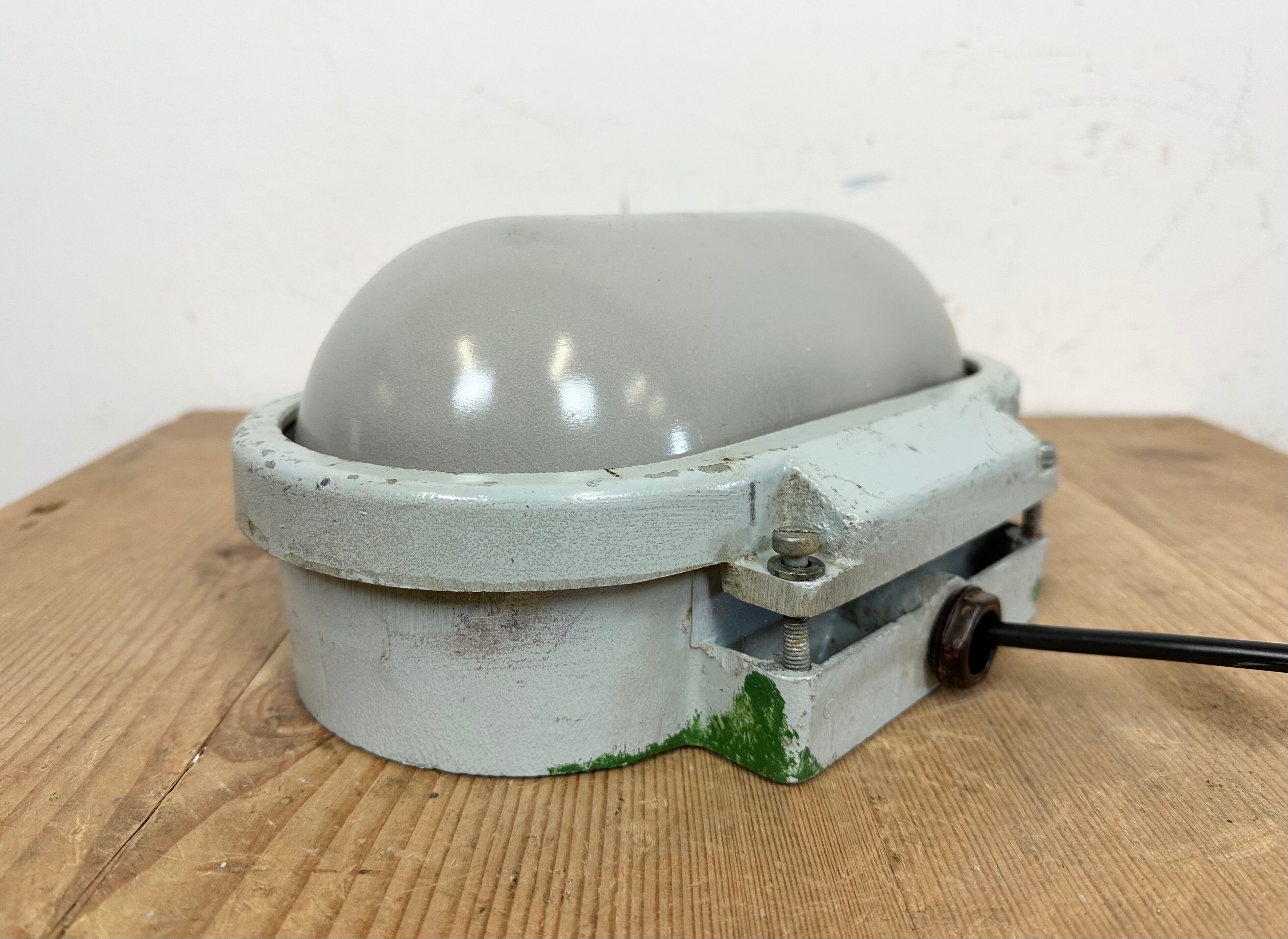 Industrial Cast Aluminium Wall Light with Milk Glass from Elektrosvit, 1970s