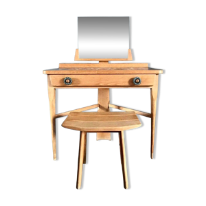 Coiffeuse et son siège