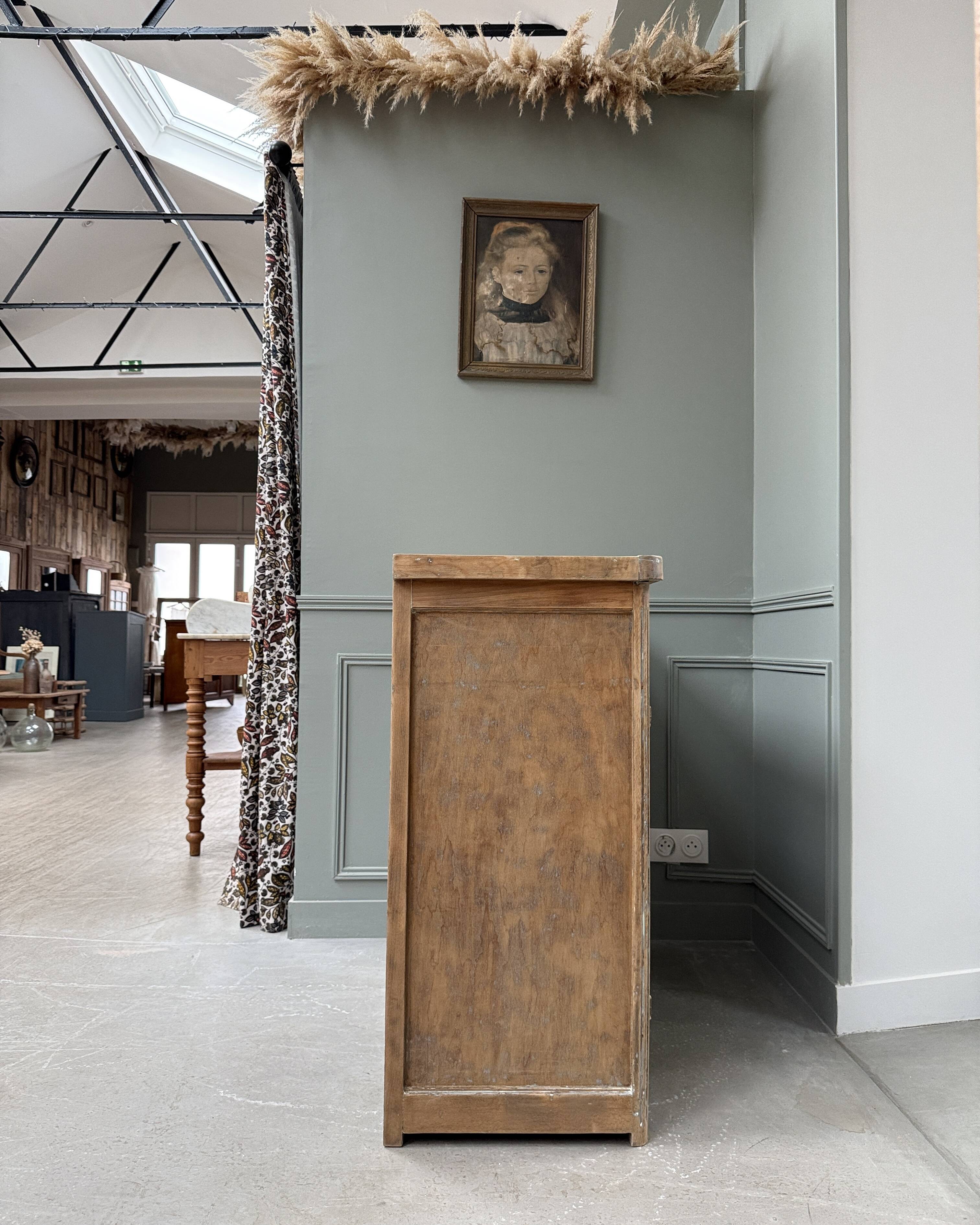 Patinated Parisian buffet (renovated)