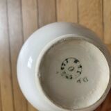 Ball on pedestal 251013