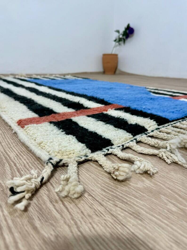 Traditional Berber rug 220cmx150cm