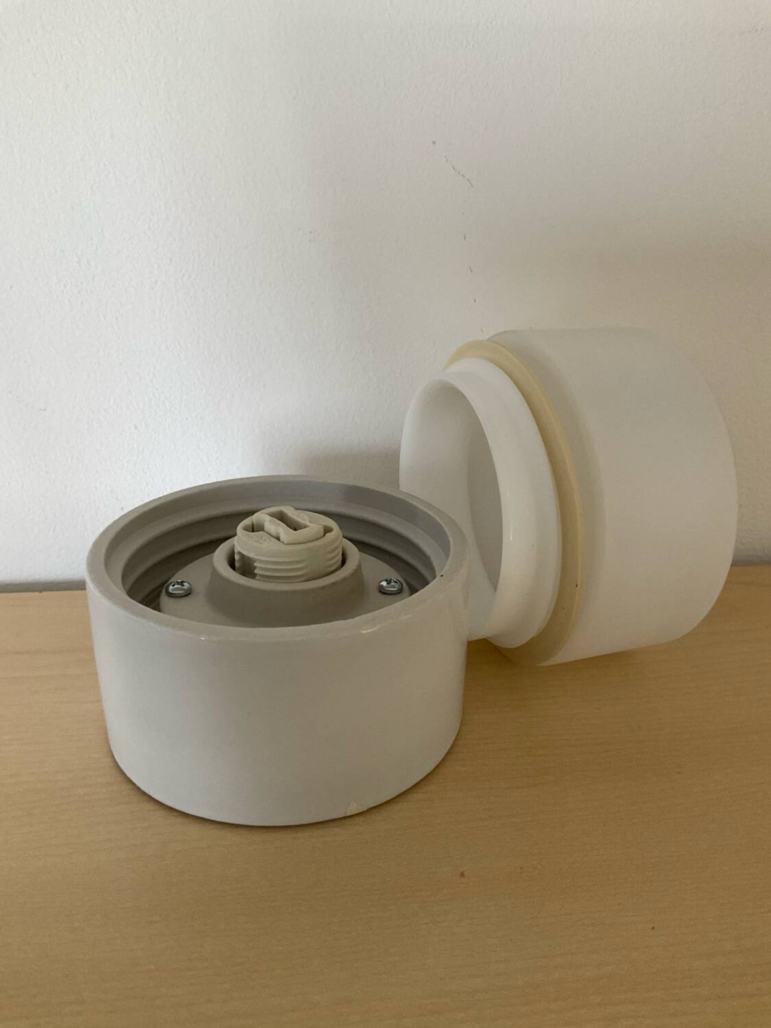 Vintage porcelain and opaline wall lamp from the 60s
