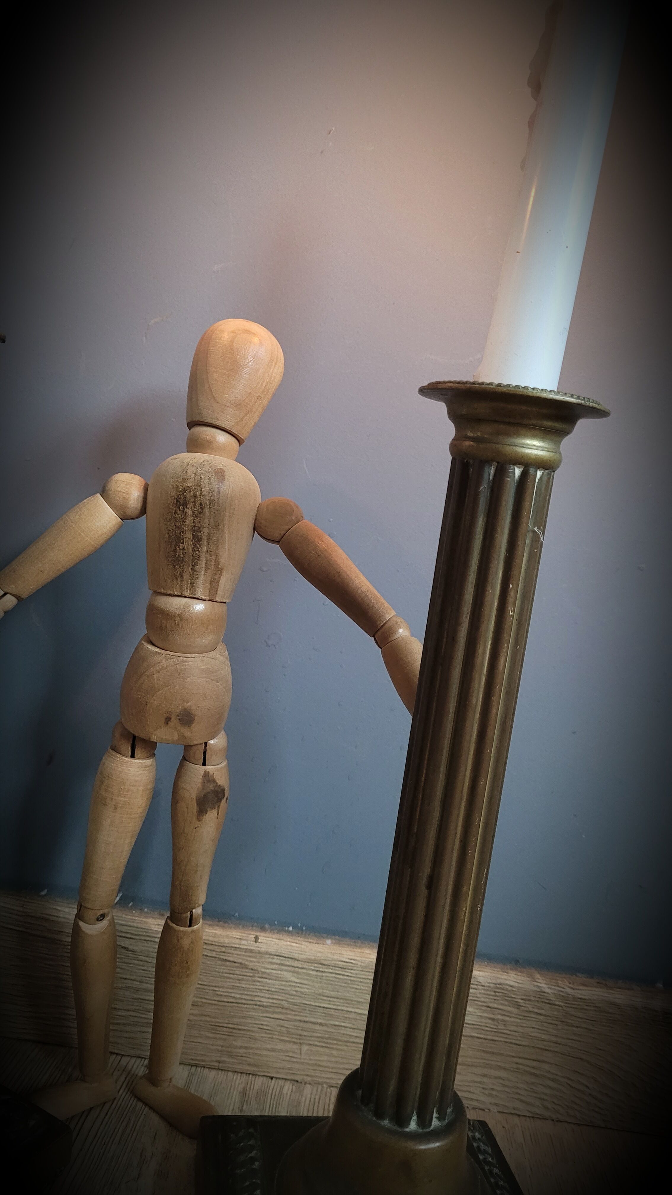 Duo brass candle holders column