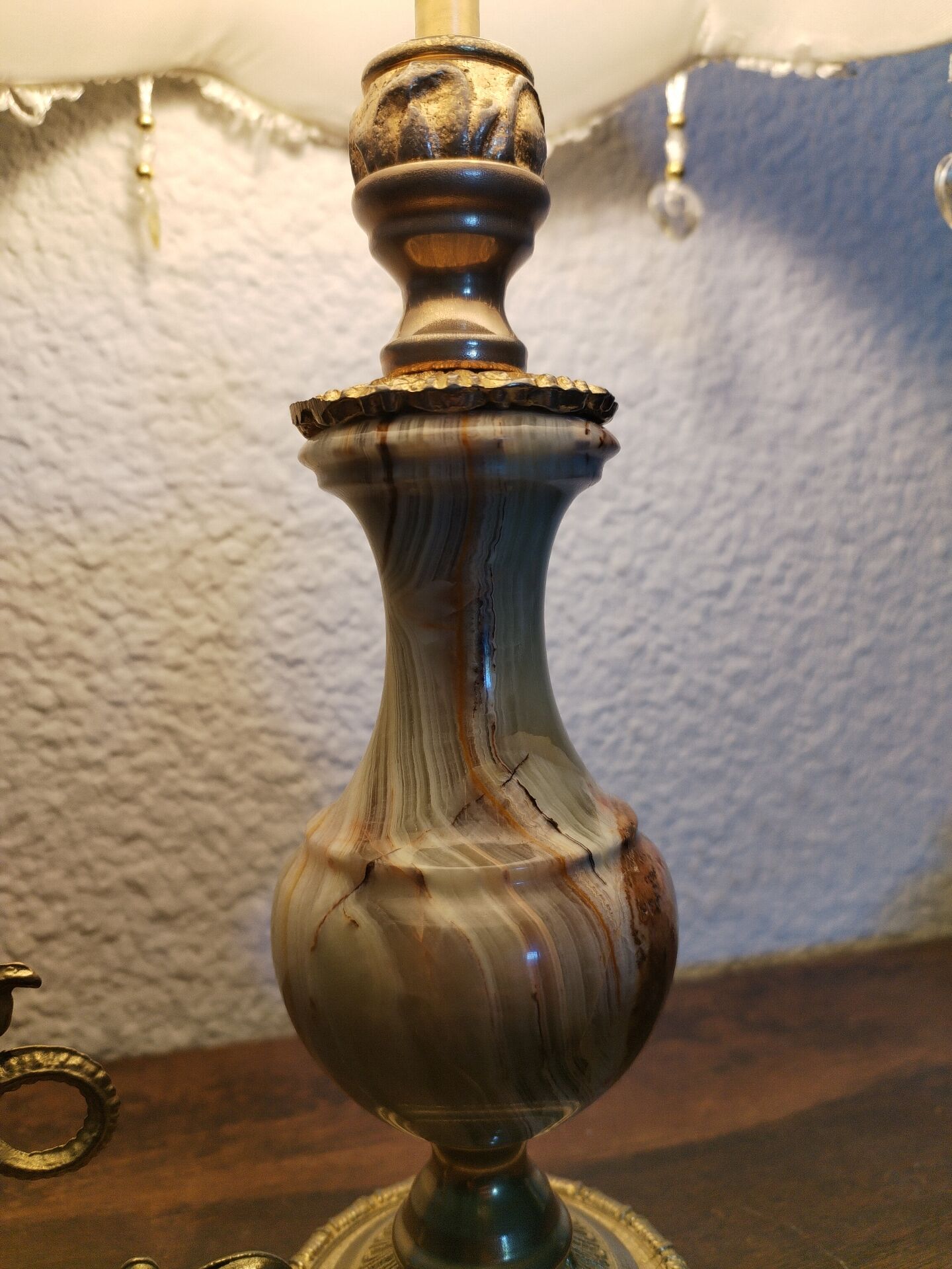 Lampe de table vintage en onyx et laiton, Italie
