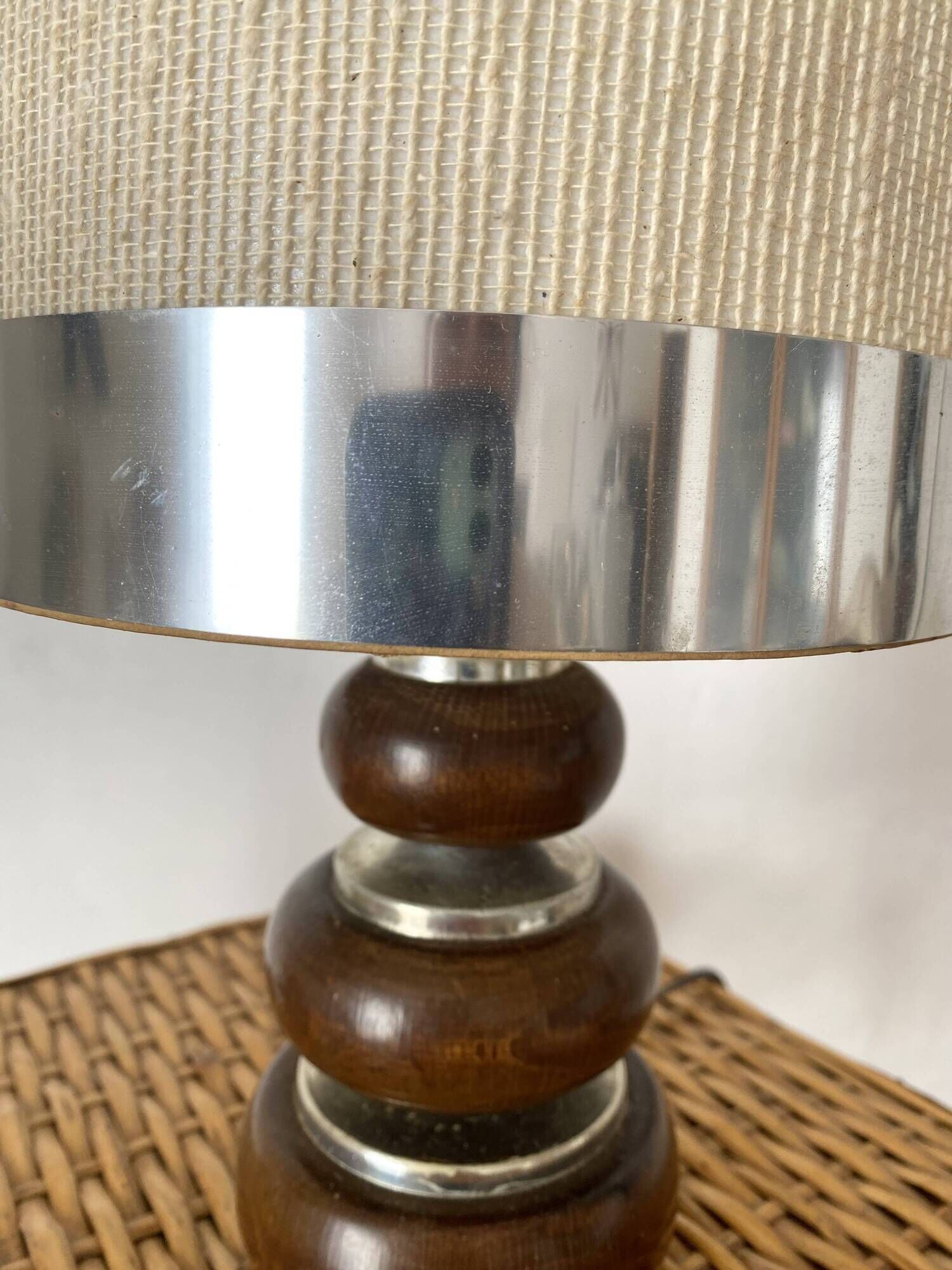Lampe vintage  33 cm en bois et chrome années 70