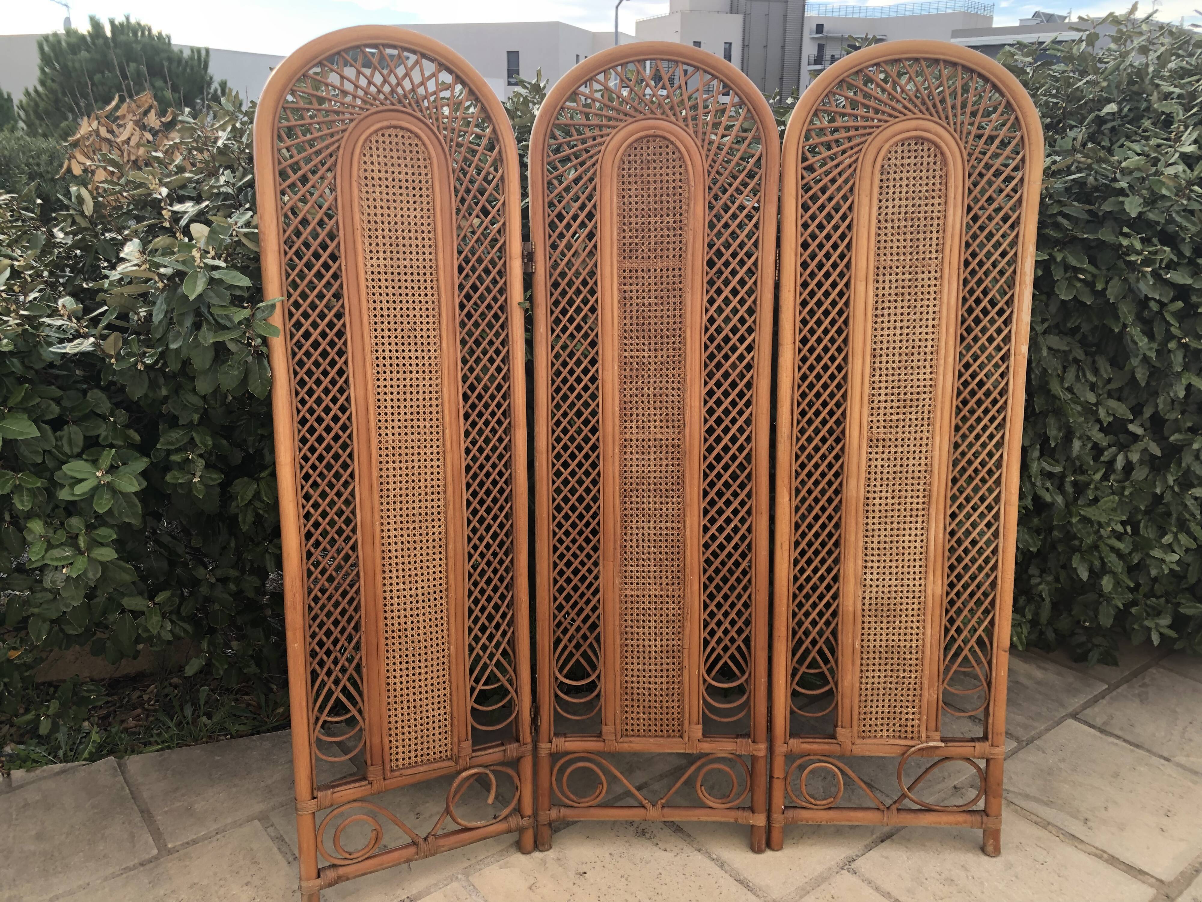 Rattan screen, bamboo and canning