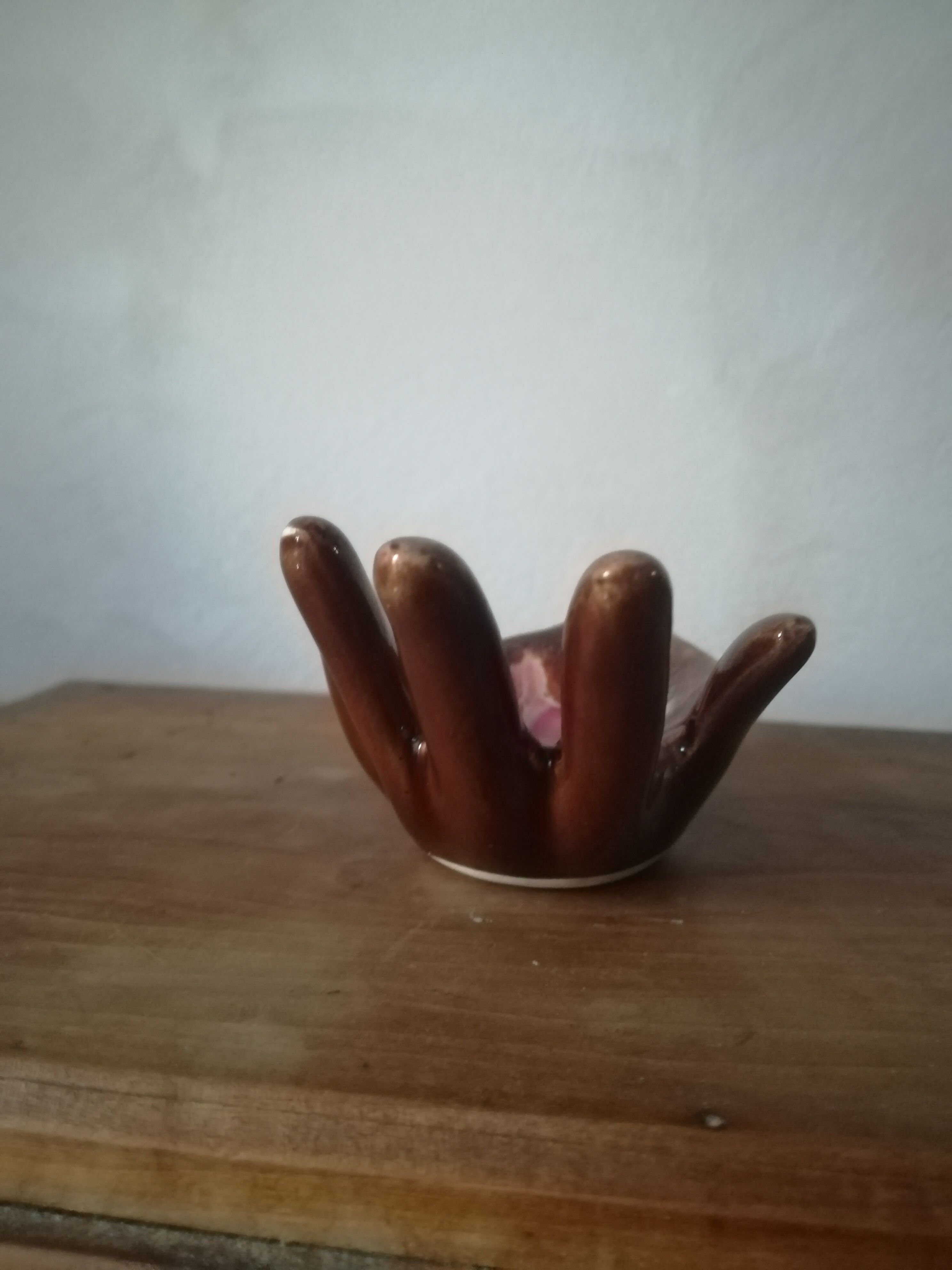 Hand ashtray Vallauris