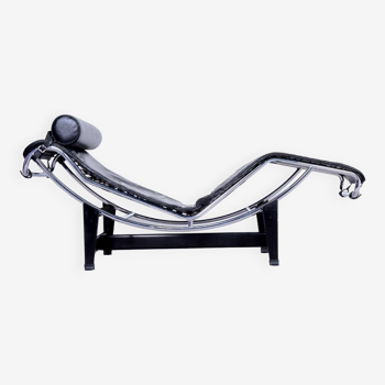 Chaise longue Le corbusier Modèle LC4, édition ancienne Cassina